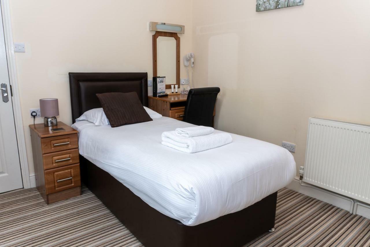 The Lawns Guest House Retford Esterno foto
